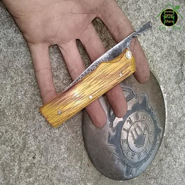 Couteau manche en bois de loupe modèle piémontais lame rétracté