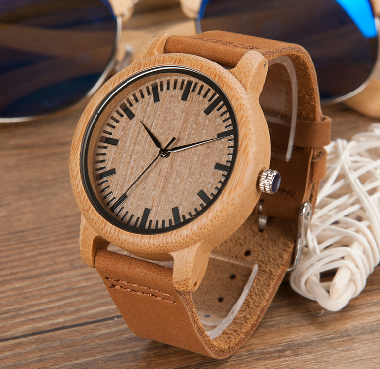Orologio in legno di bambù